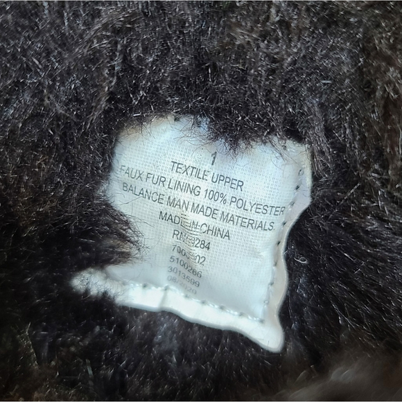 Children's Place Girls Winter Boots Faux Fur Size 1 - Picture 6 of 9